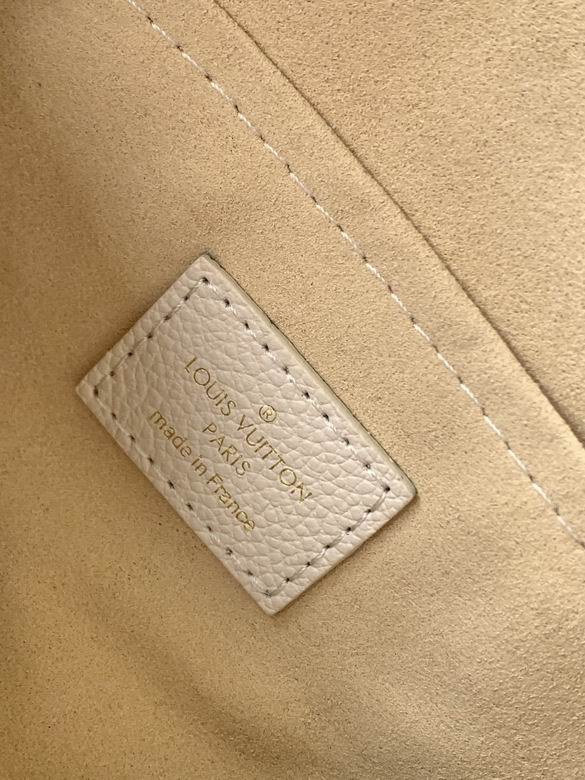 M46575 20.5X13.5X12cm WP 2色 0