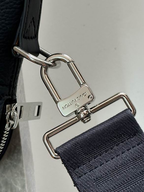 M21440 39X29X7cm WP 0