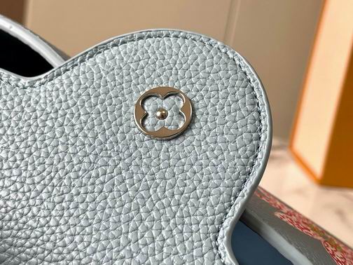 Capucines M21755 27x18x9cm ss (1)