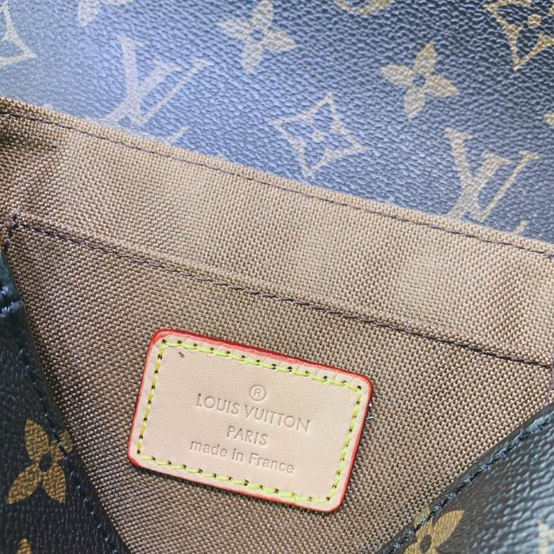Pochette Metis M56161 19x13x5 cm cs (1)