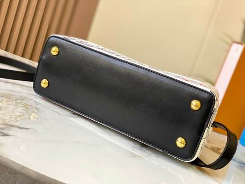 Capucines M20195 31.5x20x11cm ss (1)