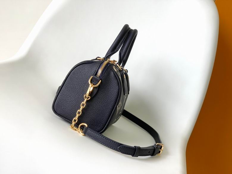 M47048 20.5X13.5X12cm WP 0