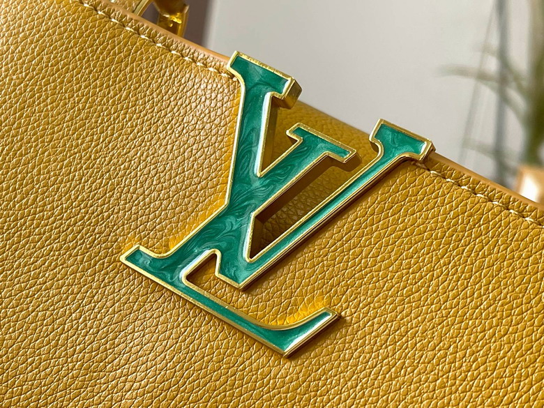 Cap M21166 27x18x9cm ss1_1
