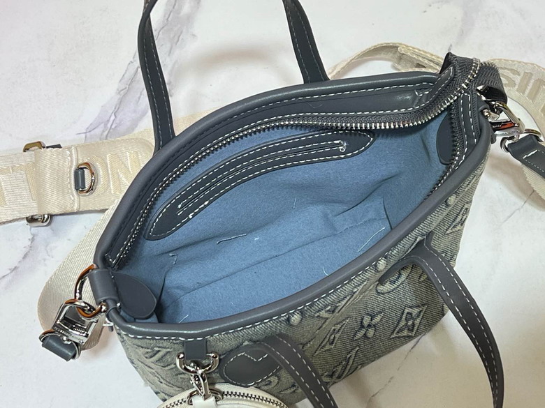 Neverfull M46705 24x14x9cm ss_1