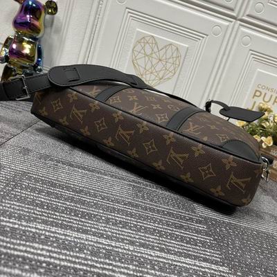 Voyage M46457黑花 老花 黑格 压格 十字纹36.5x27.5x6cm ss (1)
