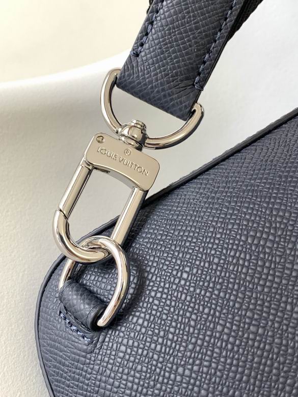 M30971 20X31X7cm XM (1)
