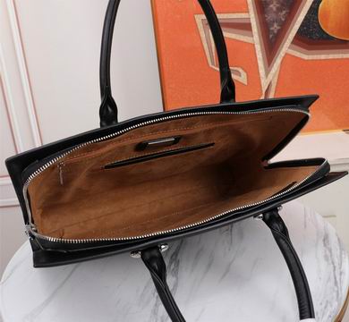 7890 39X30X8cm WP (1)