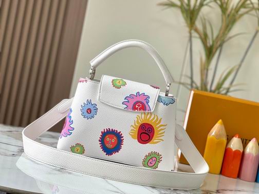 Capucines M21726 31.5x20x11cm ss (1)