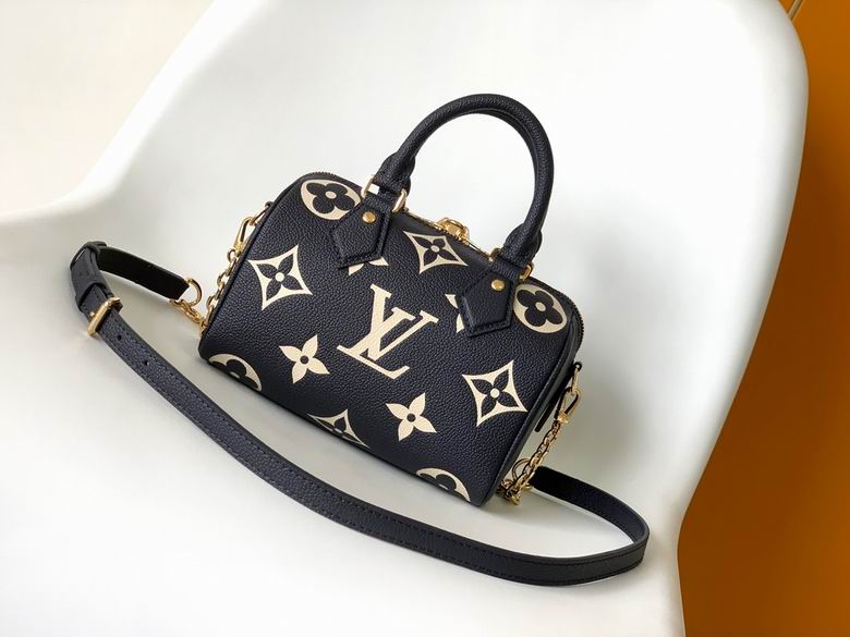 M47048 20.5X13.5X12cm WP 0