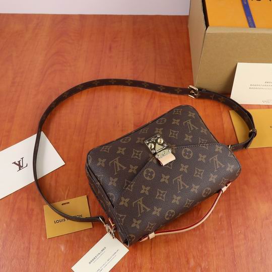 Pochette Metis M40780 25x19x7cm ww (1)