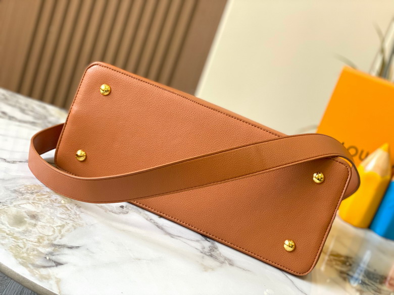 Cap M24607 38x23x16cm ss1_1