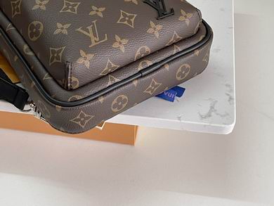 N46327 _20X31X7cm WP (1)