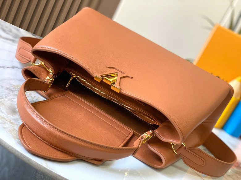 Cap M24607 38x23x16cm ss1_1