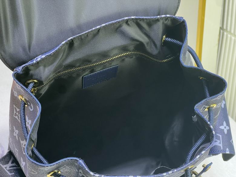 Christopher M46805 41379 38x44x21cm ss (1)