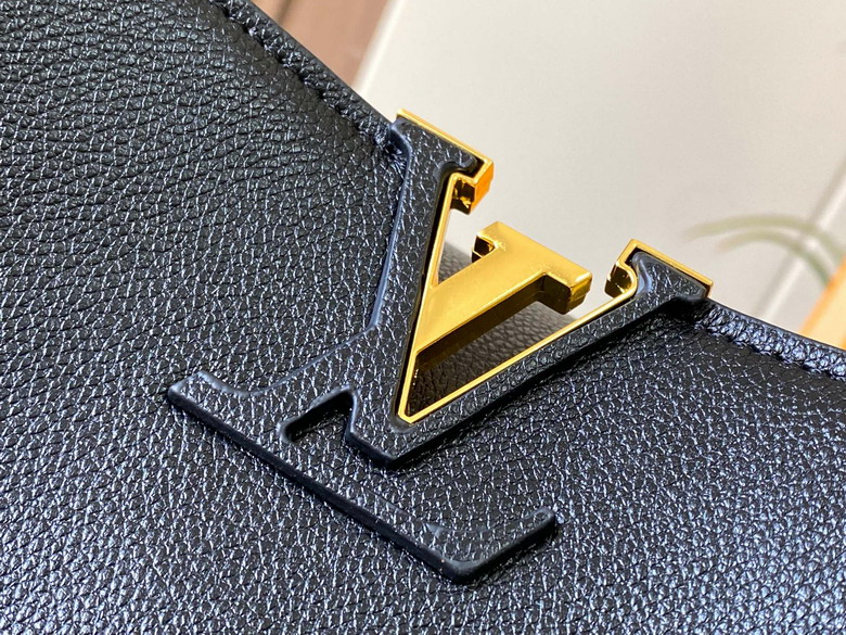 Cap M24607 38x23x16cm ss_1