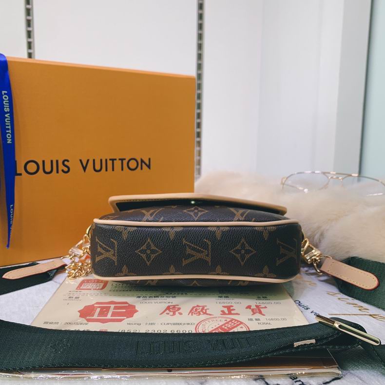 Pochette Metis M56161 19x13x5 cm cs (1)