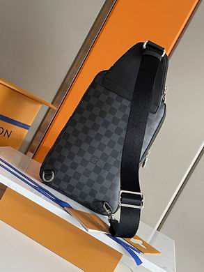N45302 _20X31X7cm WP (1)