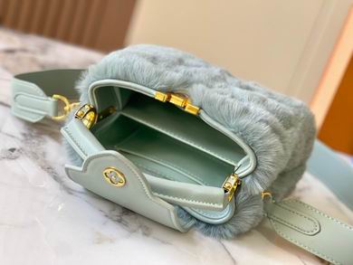 Capucines M22387水貂毛21x14x8cm ss (1)