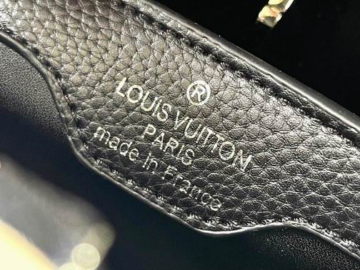 Capucines M21755 27x18x9cm ss (1)