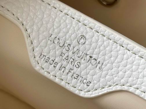 Capucines M21726 31.5x20x11cm ss (1)