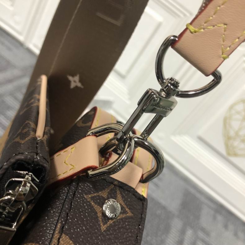Pochette Metis M69443 25x18x4 cm cs (1)