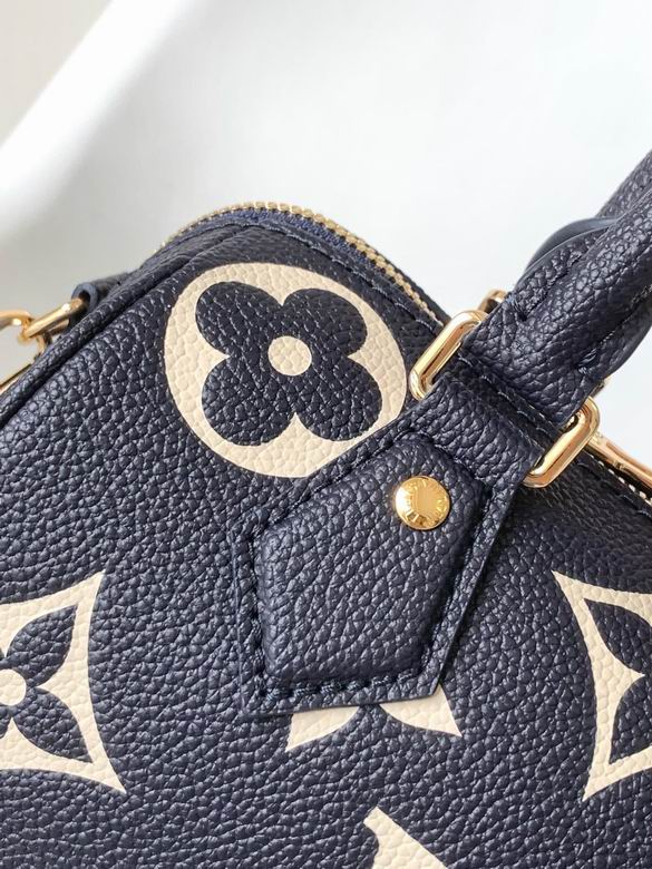 M47048 20.5X13.5X12cm WP 0