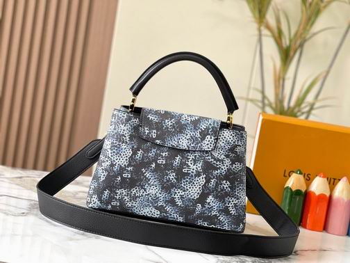 Capucines M21728 31.5x20x11cm ss (1)