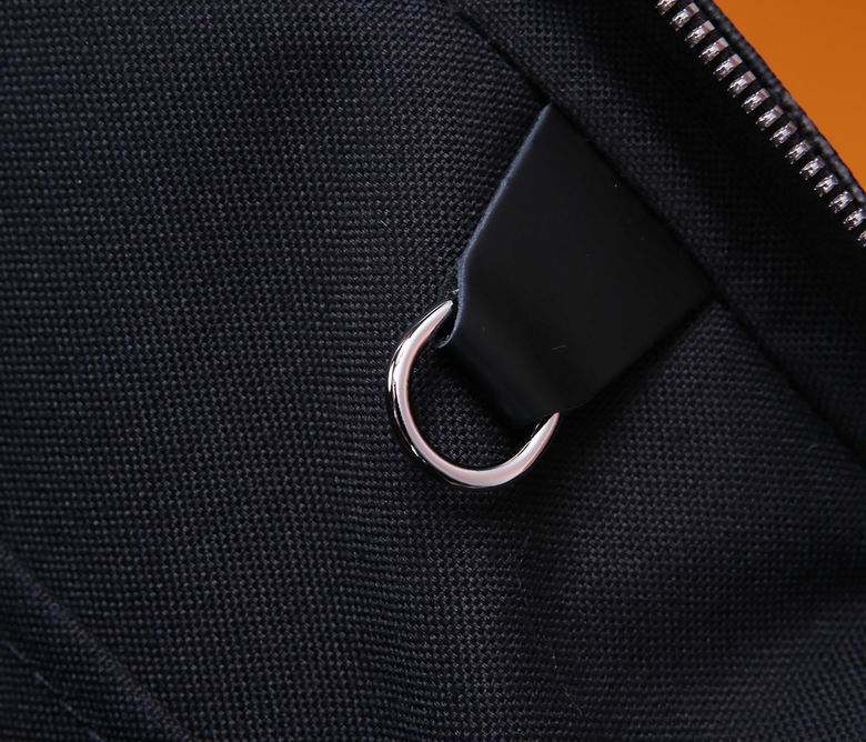 M41125 41X31X7cm WP 0