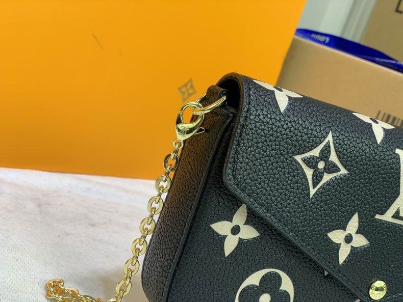 Pochette Metis 61276 21x12x3 cm cs (1)