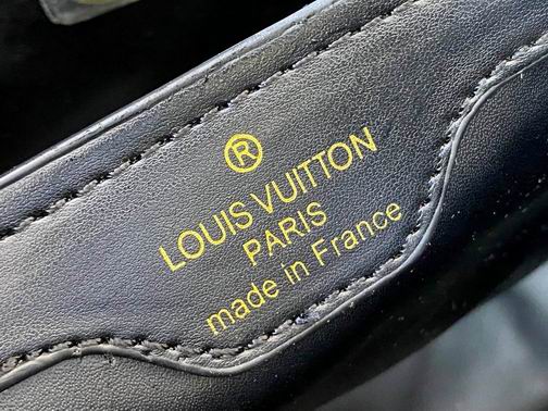 Capucines M20195 31.5x20x11cm ss (1)