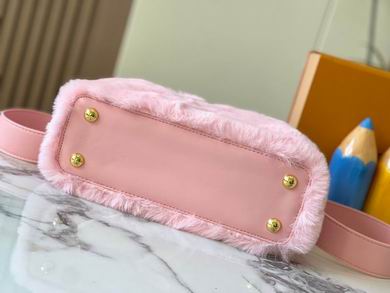 Capucines M22388 27x18x9cm ss (1)