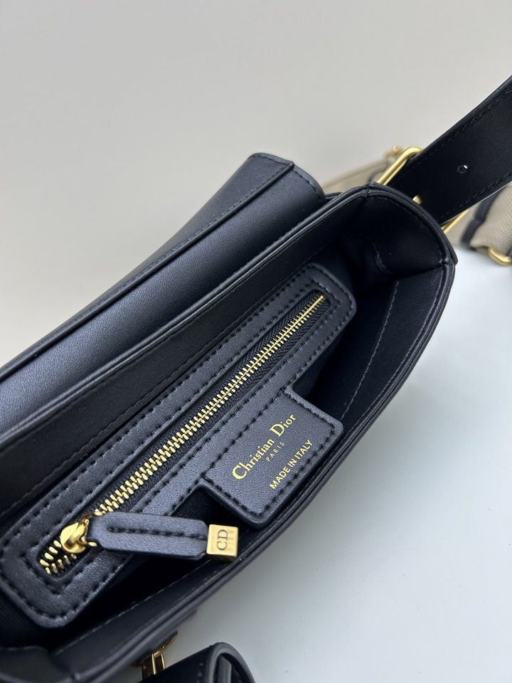 Dior 1685 24x12 5x5cm jj_1