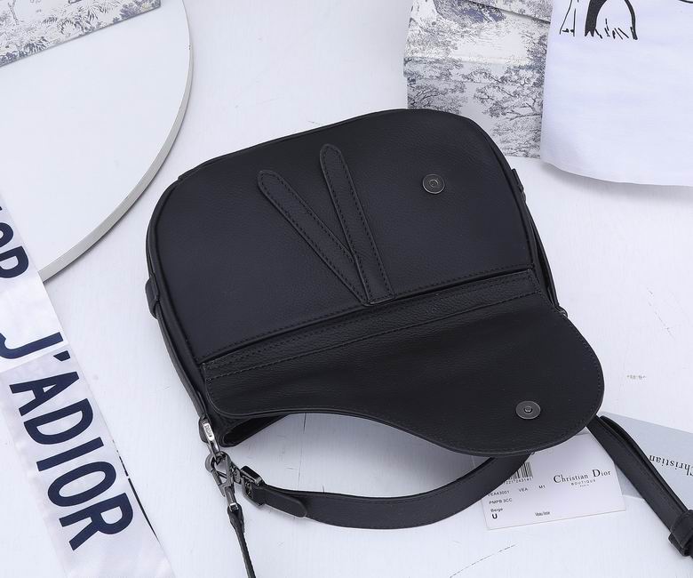 WL1090 24X17X8 (1)