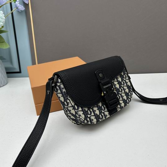 Dior A435 19.5x13x4.3cm ww3色 (1)