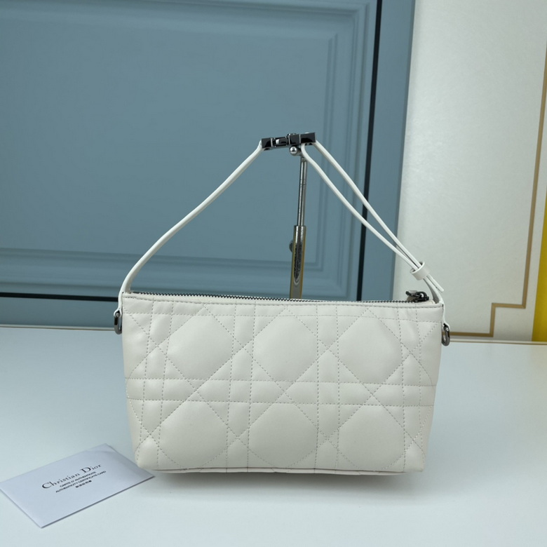 Nomad D6088 22X13X9.5cm YW (1)