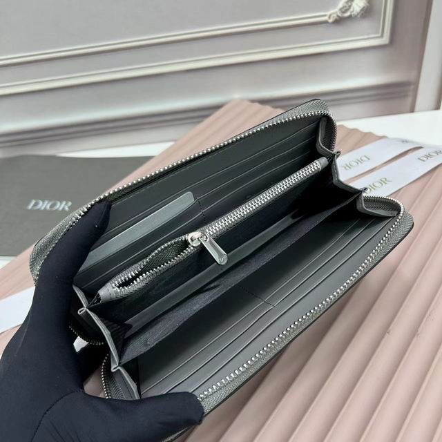 Dior 666118 19x10x2.5cm zy (1)