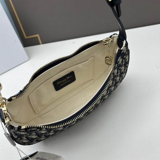 Dior 1542 26x15x5.5cm ww (1)