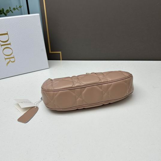 Dior 1542 26x15x5.5cm ww (1)