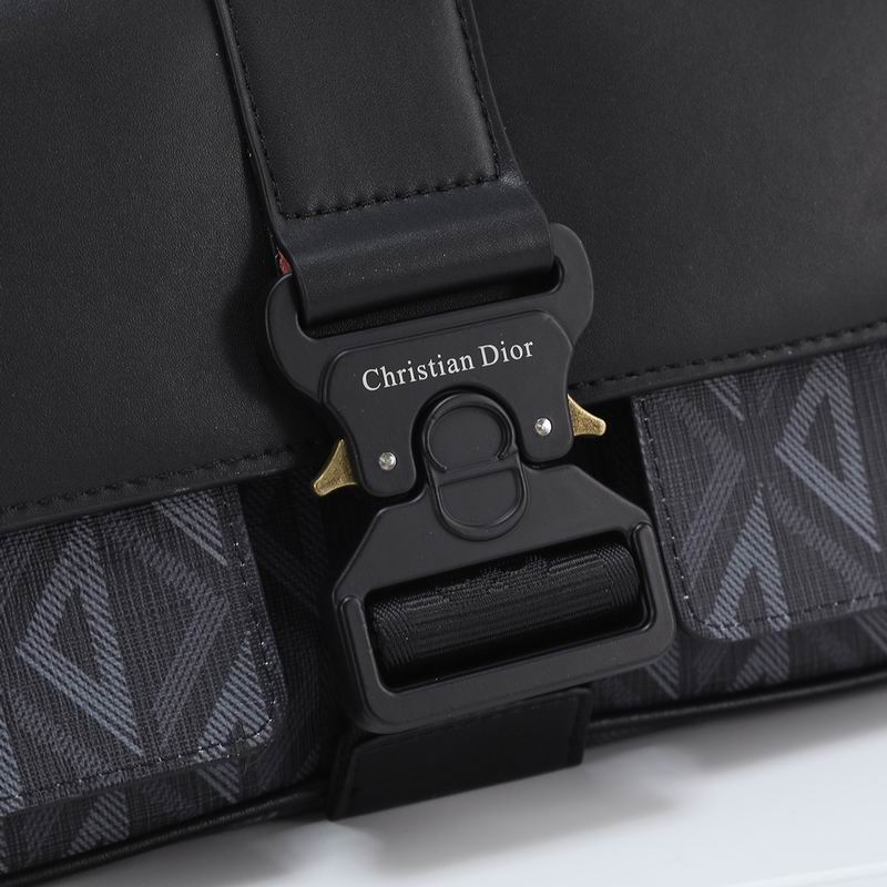 Dior Hit the Road 9944 27x17x9cm ww (1)
