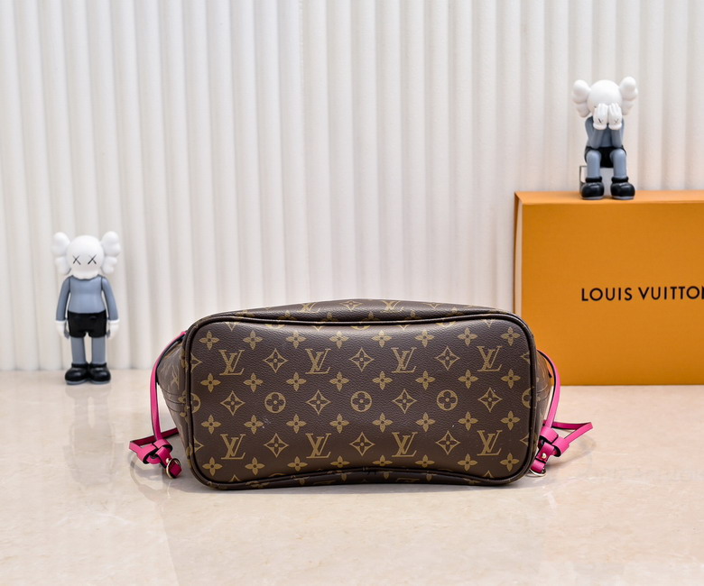Neverfull M12061 31x28x14cm ss1_1
