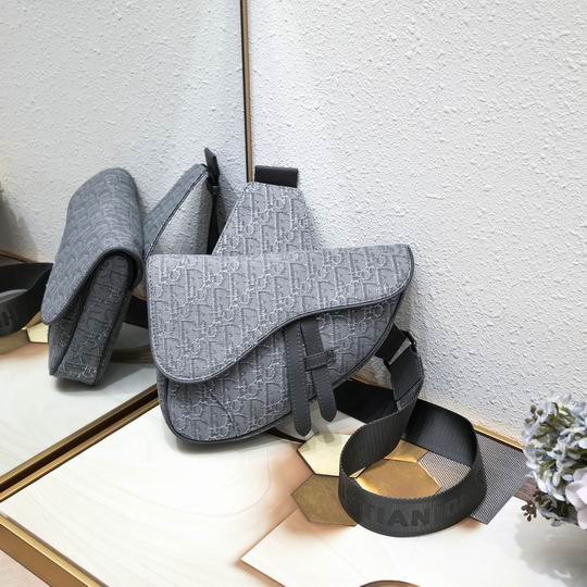 Dior CD-1040 20x28.6x5cm ww (1)