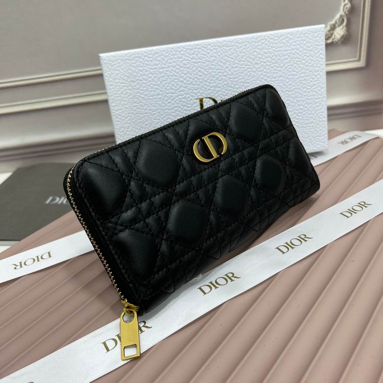 Dior 666113 19x10x2.5cm zy (1)