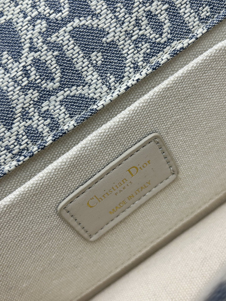 Dior Montaigne 22019 21x12x6cm jj_1