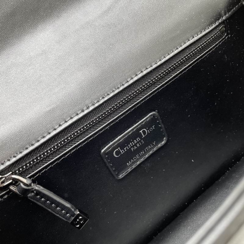 Dior Montaigne 9215 25x15x9cm ww (1)