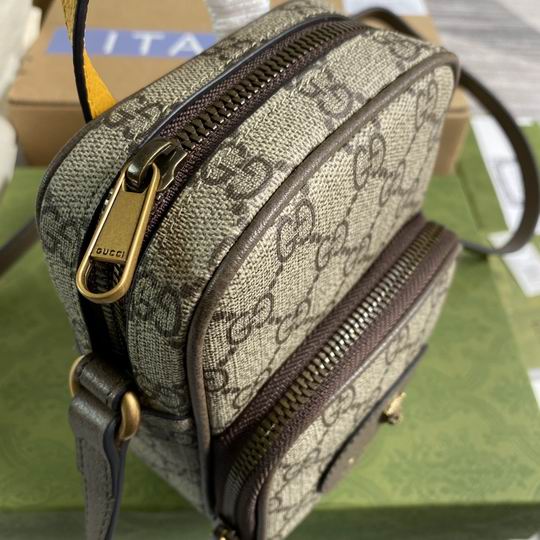 Gucci 658556 12x16x7cm CN (1)