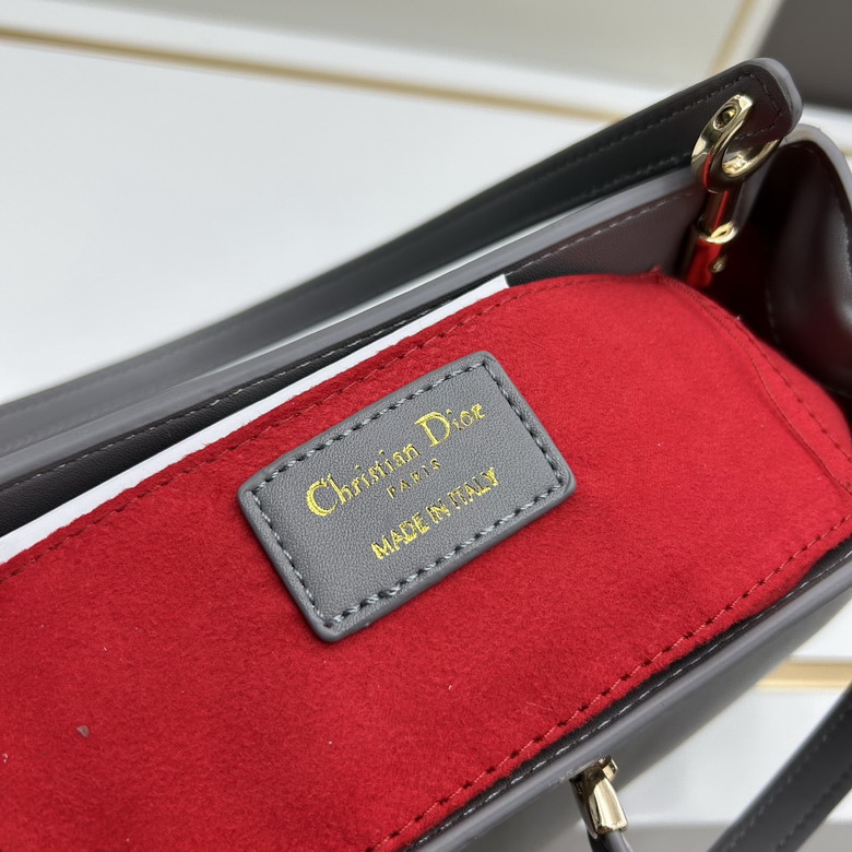 Dior 3633 25x16x12cm ww1_1