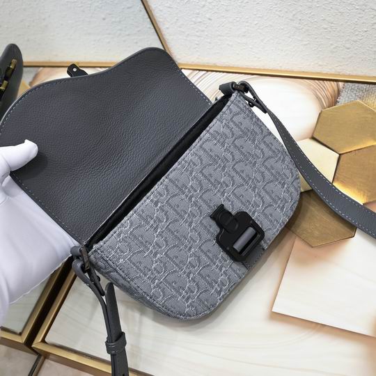 Dior 2ADCA435 19.5x13x4.3cm ww (1)