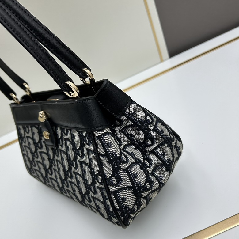 Dior 3633 25x16x12cm ww3_1
