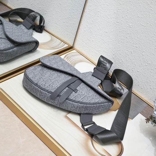 Dior CD-1040 20x28.6x5cm ww (1)