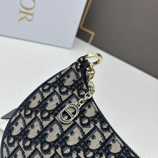 Dior 1542 26x15x5.5cm ww (1)